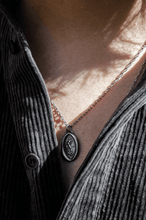 Cargar imagen en el visor de la galería, Medalla Chnoubis / Demiurgo ✷𓃬𓆙☾