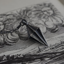 Cargar imagen en el visor de la galería, Péndulo Solaris ☉ 70cm