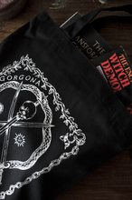 Cargar imagen en el visor de la galería, Totebag Gorgona ○𓆙🗡