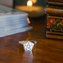 Cargar imagen en el visor de la galería, Anillo Pentagrama ✪ A medida