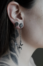 Cargar imagen en el visor de la galería, Solitario Runa - Segunda Rama ᚺᚾᛁᛃᛇᛈᛉᛋ