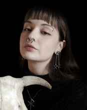 Cargar imagen en el visor de la galería, Solitario Runa - Segunda Rama ᚺᚾᛁᛃᛇᛈᛉᛋ