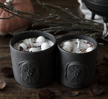 Cargar imagen en el visor de la galería, *✷Velas Memento Mori II ✷🍂 [Mabon · Samhain]
